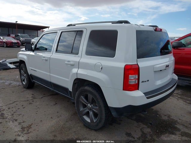 1C4NJRBB8GD597505 Jeep 2016