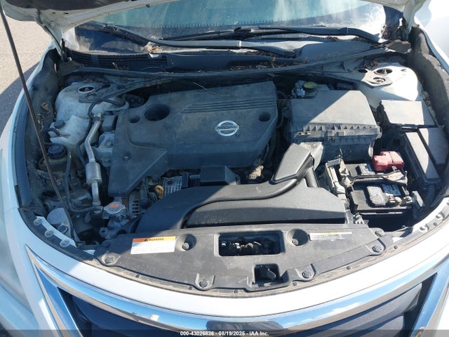 1N4AL3AP7FN347559 Nissan 2015