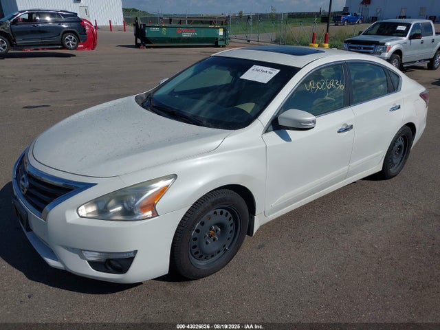 1N4AL3AP7FN347559 Nissan 2015