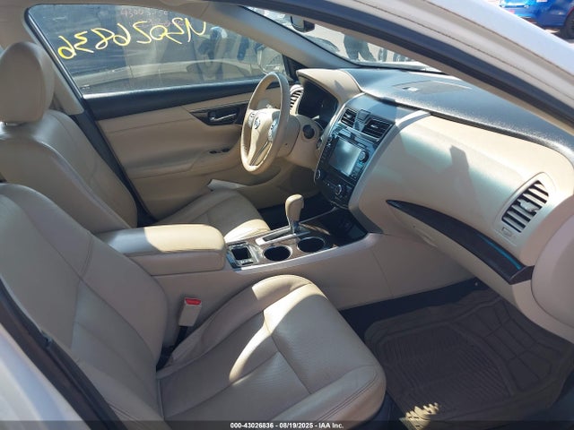 1N4AL3AP7FN347559 Nissan 2015