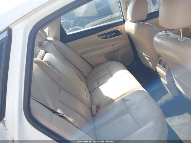 1N4AL3AP7FN347559 Nissan 2015