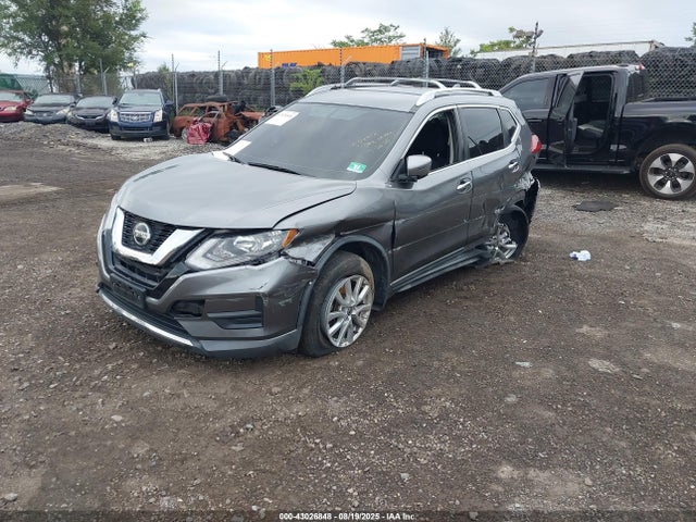 Nissan ROGUE SV 2018 KNMAT2MV2JP582561 Image 2