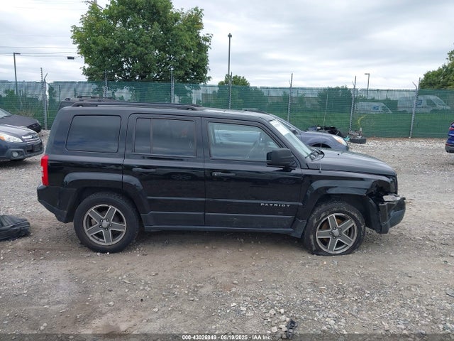 Jeep 2016 2016 1C4NJPBA7GD801514 Image 13