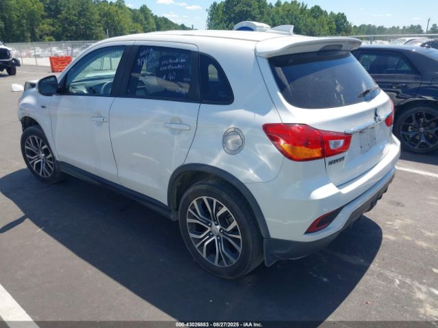 2018 MITSUBISHI OUTLANDER SPORT JA4AR3AU7JU006394 Photo 2