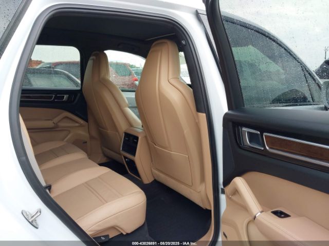 2023 PORSCHE CAYENNE WP1AA2AY0PDA05220 Photo 7