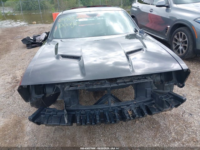 Dodge Challenger 2016 2C3CDZFJ3GH249523 Image 11