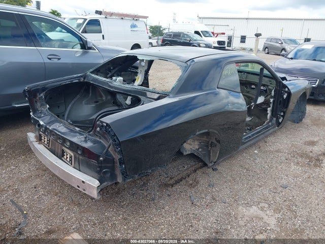 Dodge Challenger 2016 2C3CDZFJ3GH249523 Image 4