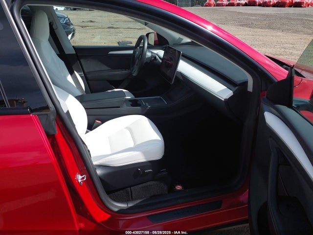 2023 TESLA MODEL Y 7SAYGAEE2PF811516 Photo 4