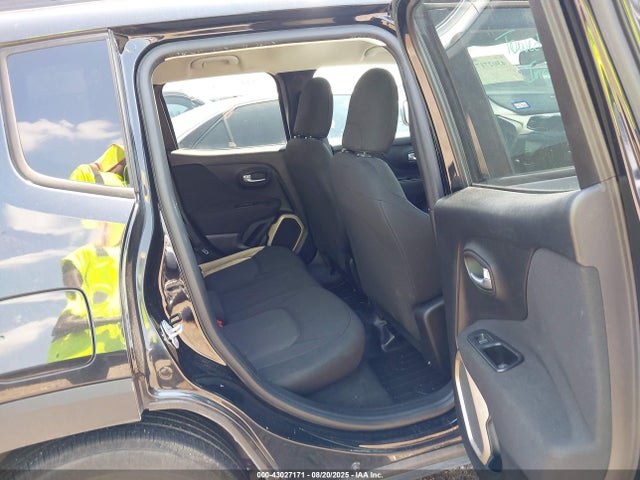 ZACCJAAT7GPD73002 Jeep Renegade