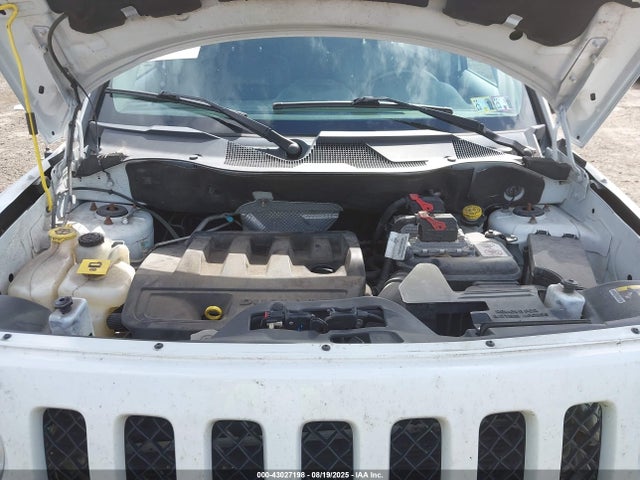 1C4NJRFB7HD205626 Jeep 2017