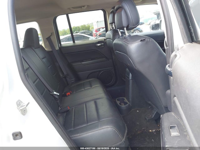 1C4NJRFB7HD205626 Jeep 2017
