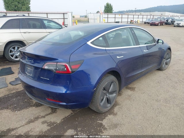 2018 TESLA MODEL 3 5YJ3E1EB1JF064517 Photo 3