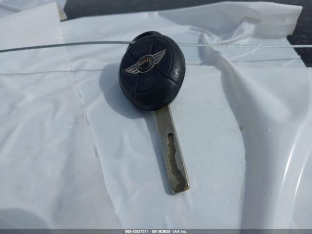 2006 MINI COOPER WMWRC33536TK72196 Photo 10