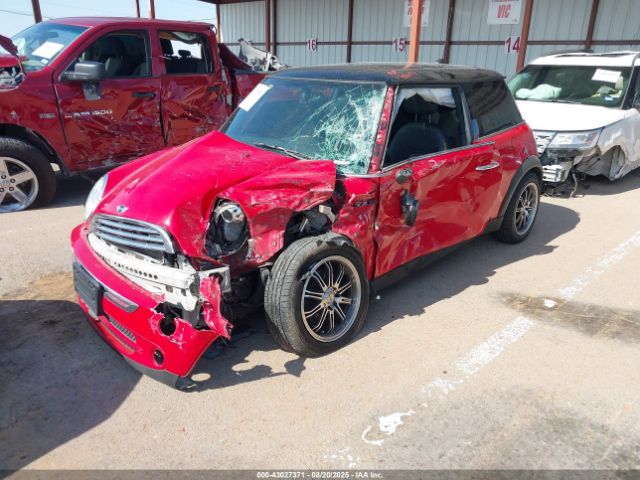 2006 MINI COOPER WMWRC33536TK72196 Photo 1