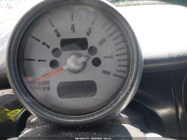 2006 MINI COOPER WMWRC33536TK72196 Photo 6