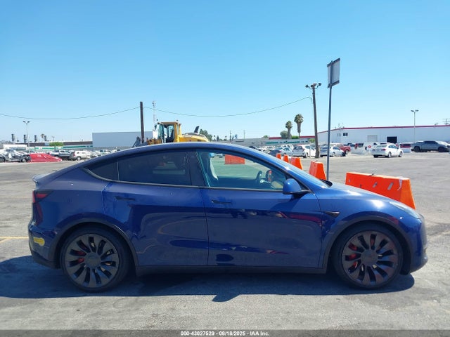 5YJYGDEFXMF140888 Tesla Model Y