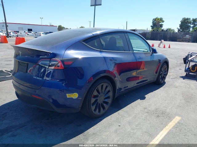 2021 TESLA MODEL Y 5YJYGDEFXMF140888 Photo 3