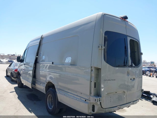 W1W8ND6Y1PT135221 Mercedes-Benz om654