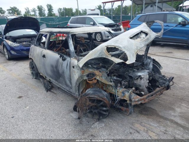 2010 MINI COOPER S WMWMF7C55ATX42939 Photo 0