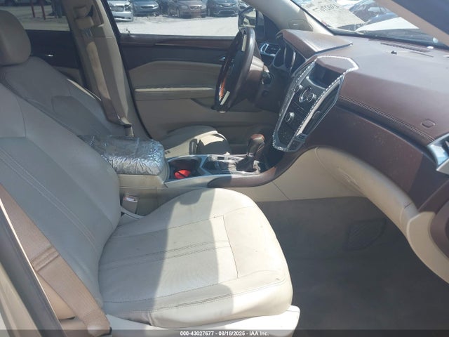 2011 CADILLAC SRX 3GYFNAEY9BS644828 Photo 4