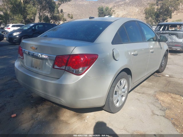 1G1PA5SG0E7190263 Chevrolet lwe