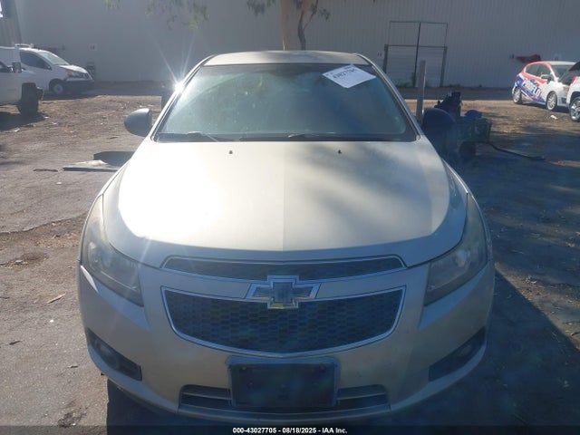 1G1PA5SG0E7190263 Chevrolet lwe