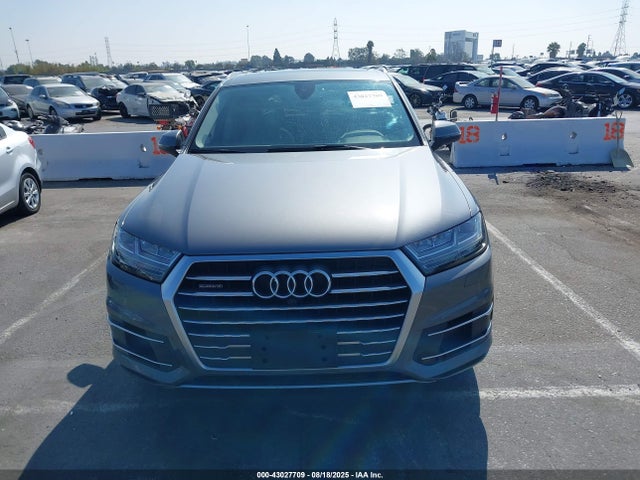 Audi 2.0t 2018 WA1LHAF74JD000314 Image 12