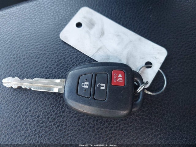 JTMBFREV4HJ701484 Toyota 2ar-fe