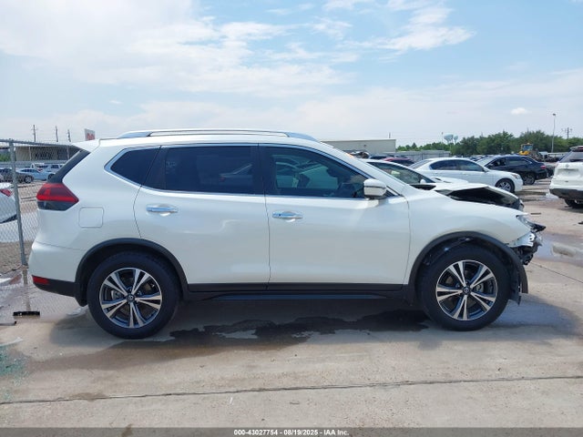 Nissan 2019 2019 JN8AT2MTXKW267663 Image 14