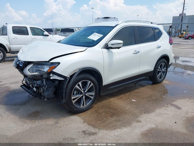 Nissan 2019 2019 JN8AT2MTXKW267663 Image 2