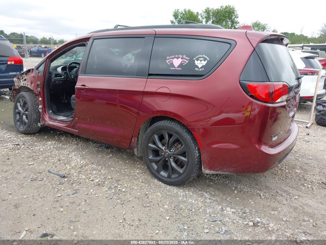 2C4RC1BG2JR289260 Chrysler Pacifica