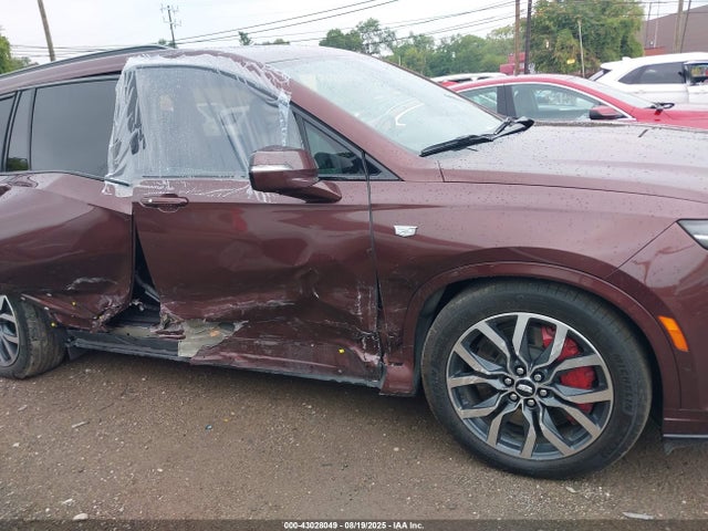 1GYKPGRS1PZ119676 Cadillac lgx