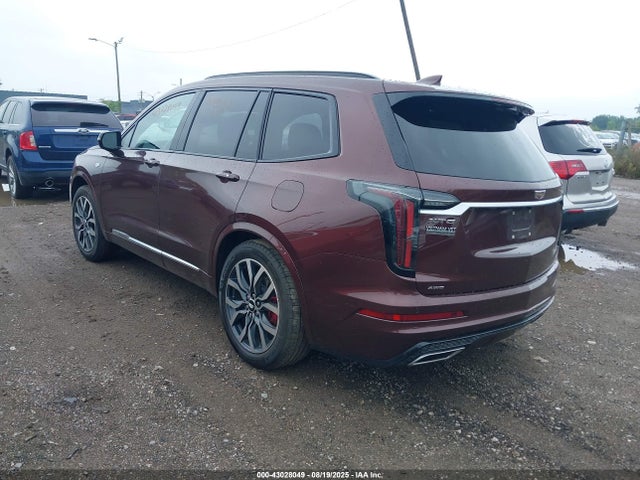 1GYKPGRS1PZ119676 Cadillac lgx