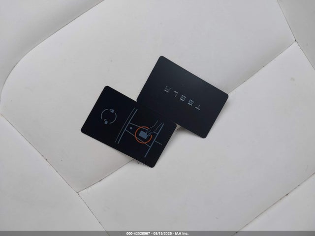 2021 TESLA MODEL Y 5YJYGAEE5MF201182 Photo 10