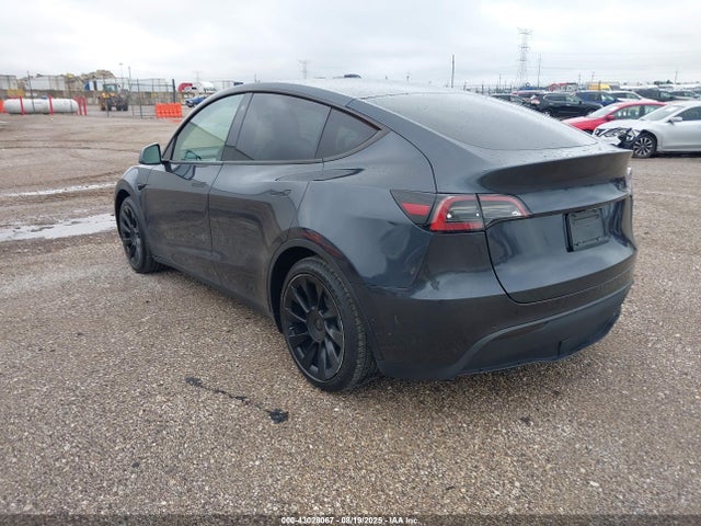 2021 TESLA MODEL Y 5YJYGAEE5MF201182 Photo 2