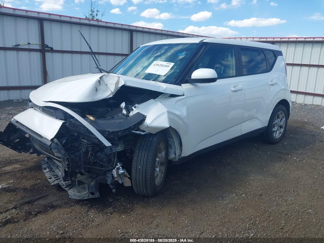 KNDJ23AU1P7888065 KIA mpi nu