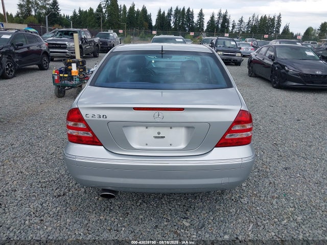 43028190 :رقم المزاد ، WDBRF52H36E022462 vin ، 2006 Mercedes-benz C 230 Sport مزاد بيع