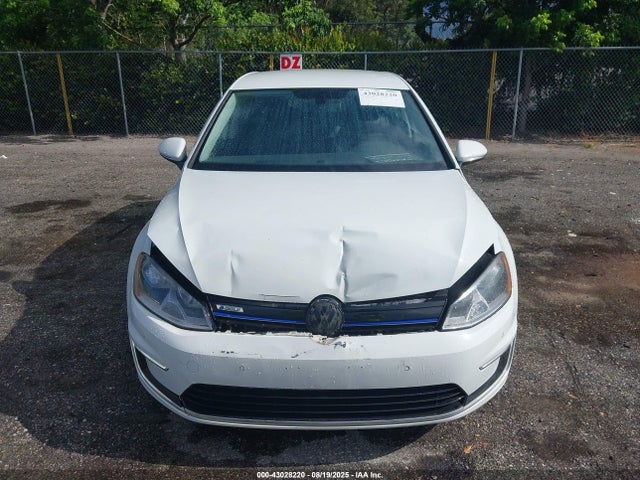 WVWKP7AU2FW904713 Volkswagen E-Golf