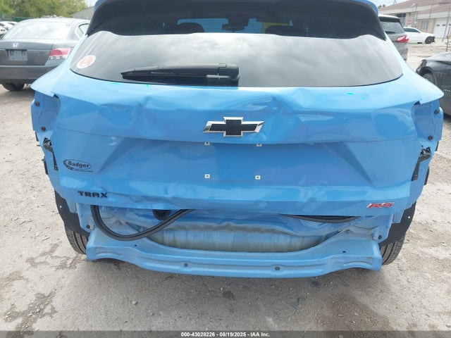 KL77LGE23RC128668 Chevrolet lih