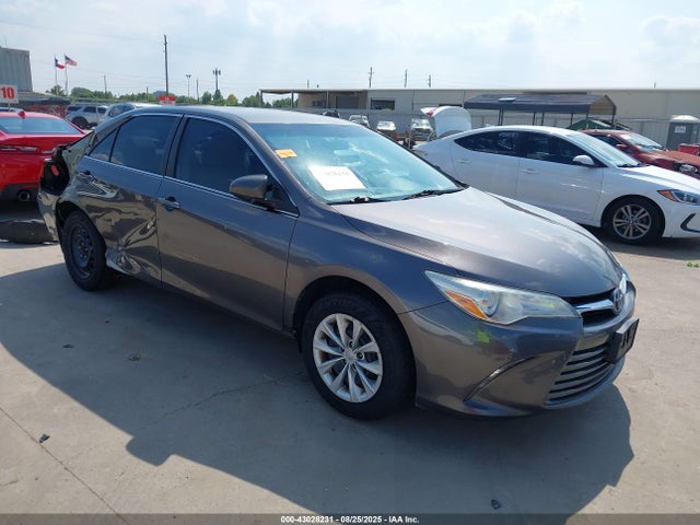 2017 4T1BF1FK3HU740065 main image
