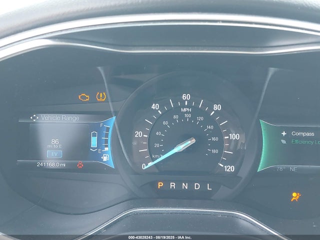 3FA6P0LU6ER131385 Ford Fusion