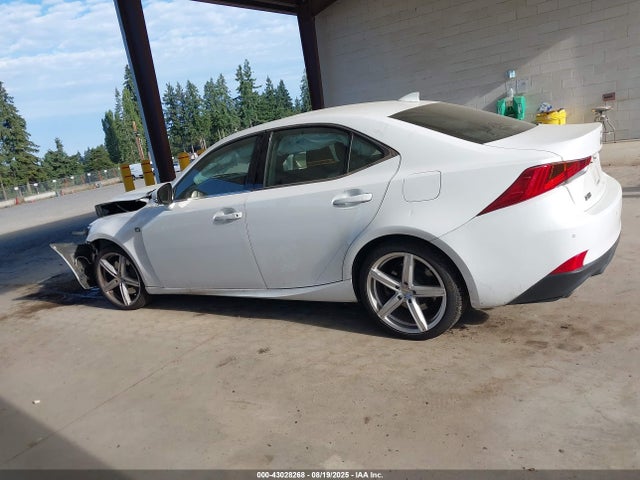 Lexus IS 2018 JTHC81D2XJ5030715 Image 14