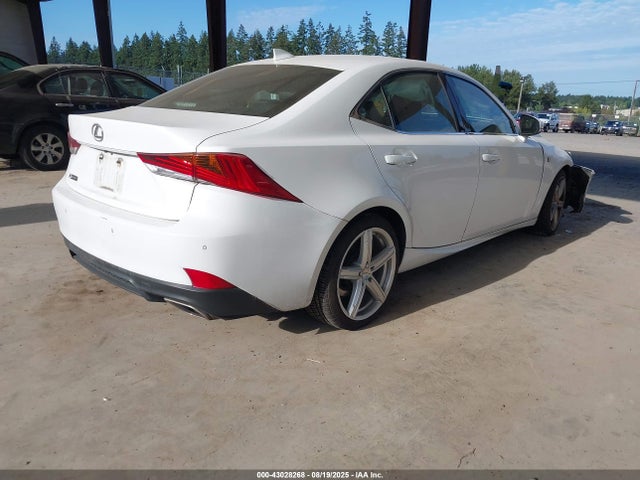 Lexus IS 2018 JTHC81D2XJ5030715 Image 4