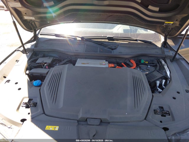 Audi 2019 2019 WA1VAAGE2KB009360 Image 10