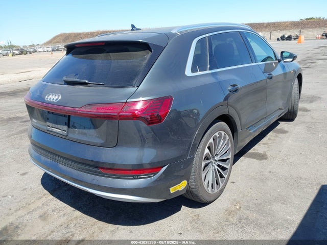 Audi 2019 2019 WA1VAAGE2KB009360 Image 4