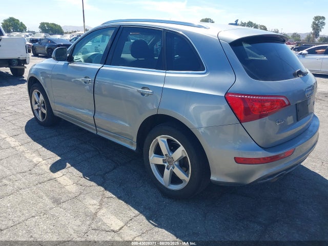 2011 AUDI Q5 WA1WKAFP3BA000984 Photo 2