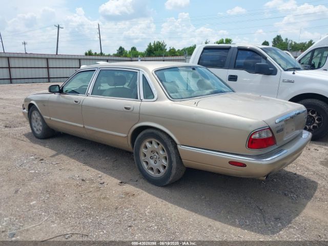 1999 JAGUAR XJ8 SAJHD604XXC869681 Photo 2