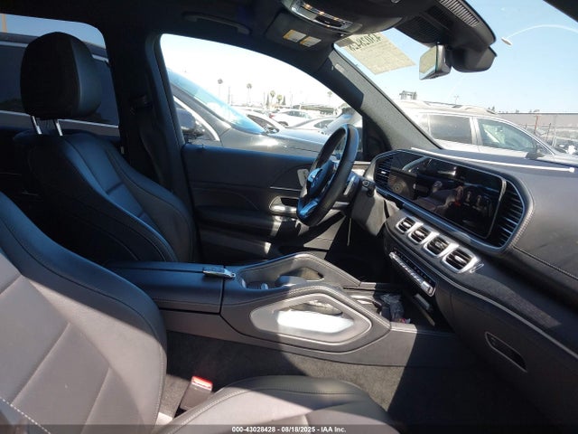 4JGFF5KE3PA929601 Mercedes-Benz m256