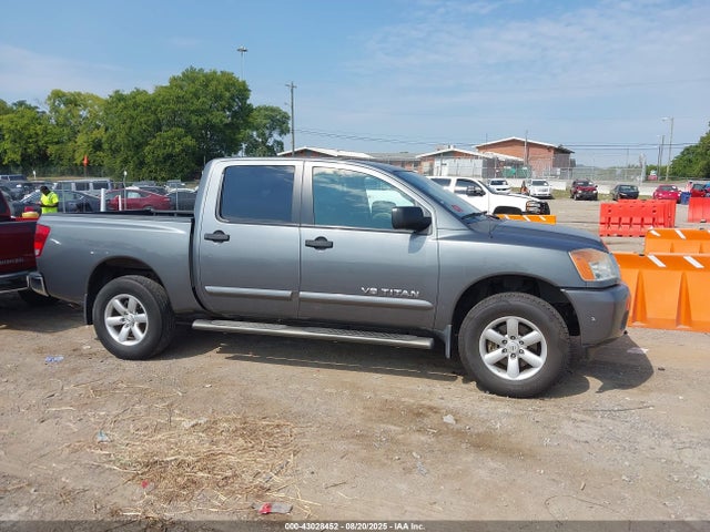 Nissan Titan 2014 1N6BA0EC3EN514568 Image 13