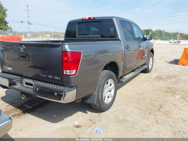 Nissan Titan 2014 1N6BA0EC3EN514568 Image 4